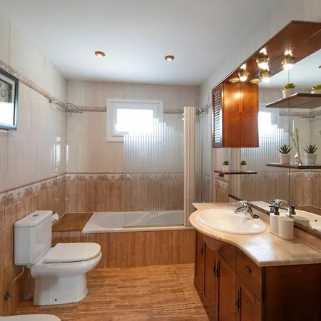 Solace Blanca Playa Blanca Stylish Comfort Prime Location Villa *