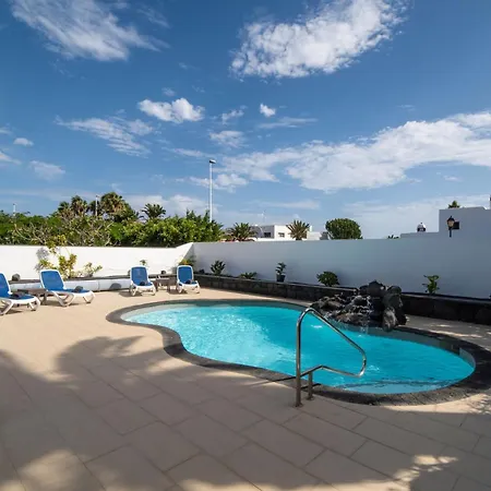 Villa Solace Blanca Playa Blanca Stylish Comfort Prime Location Heated Pool Your Perfect Lanzarote Retreat *
