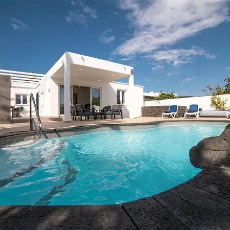 Villa Solace Blanca Playa Blanca Stylish Comfort Prime Location Heated Pool Your Perfect Lanzarote Retreat