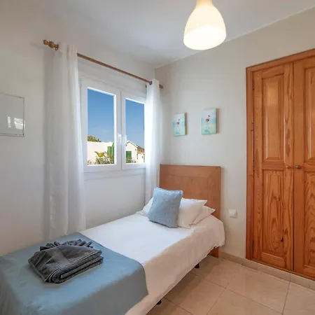 Solace Blanca Playa Blanca Stylish Comfort Prime Location *