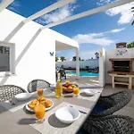 Solace Blanca Playa Blanca Stylish Comfort Prime Location * Yaiza (Lanzarote)
