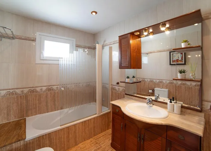 Вилла Solace Blanca Playa Blanca Stylish Comfort Prime Location