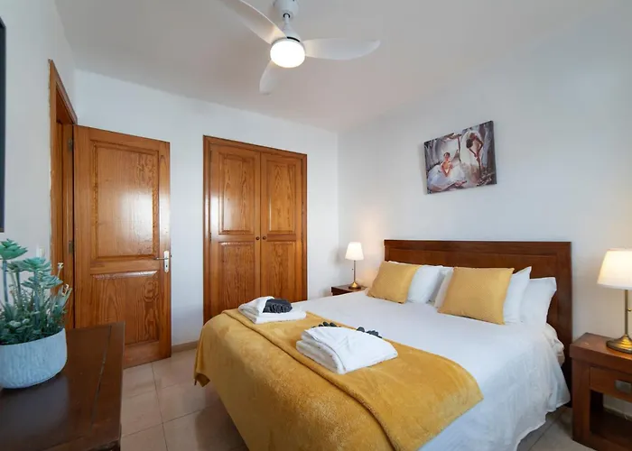 Solace Blanca Playa Blanca Stylish Comfort Prime Location Яйса