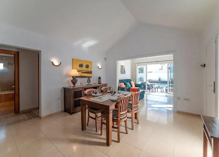 Solace Blanca Playa Blanca Stylish Comfort Prime Location Вилла *