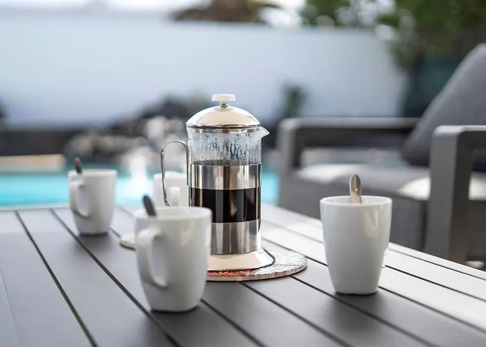 Вилла Solace Blanca Playa Blanca Stylish Comfort Prime Location Яйса